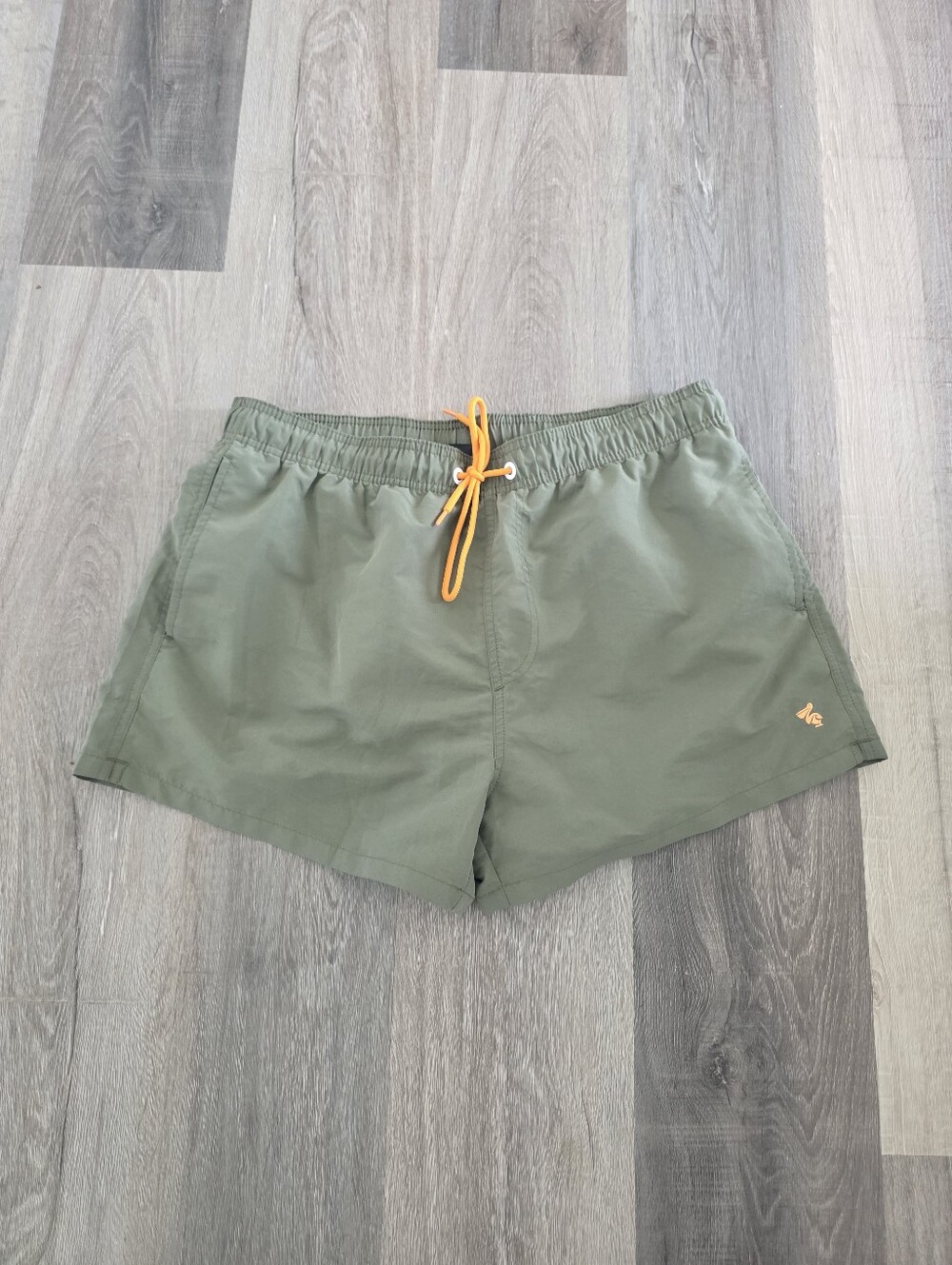 Manfinity Men's Olive Green Shorts with Contrast Drawstring Size L